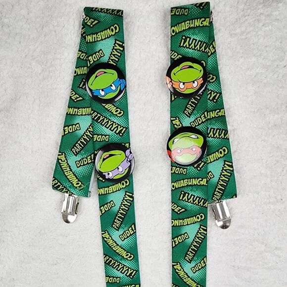 Teenage Mutant Ninja Turtles Green Suspenders with Pins - Picture 4 of 8